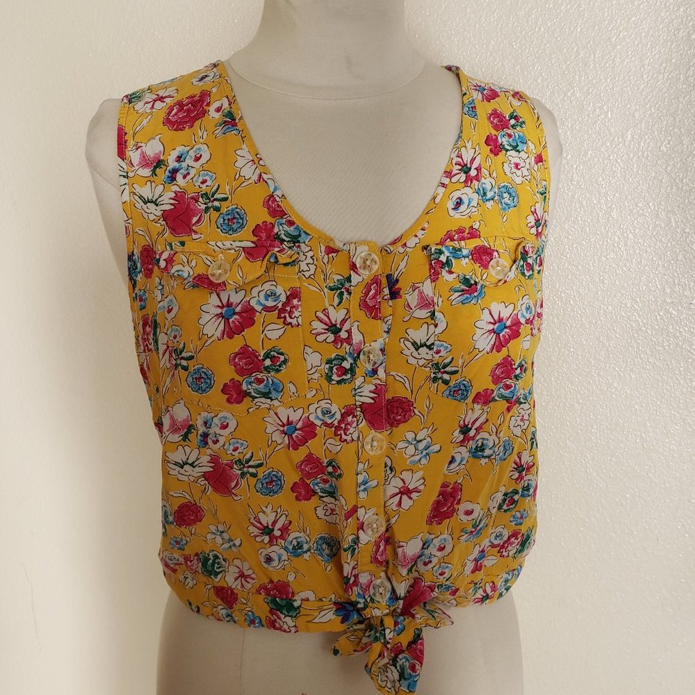American Rag Yellow Floral Crop Front Tie Sleeveless Blouse Top Women's Medium